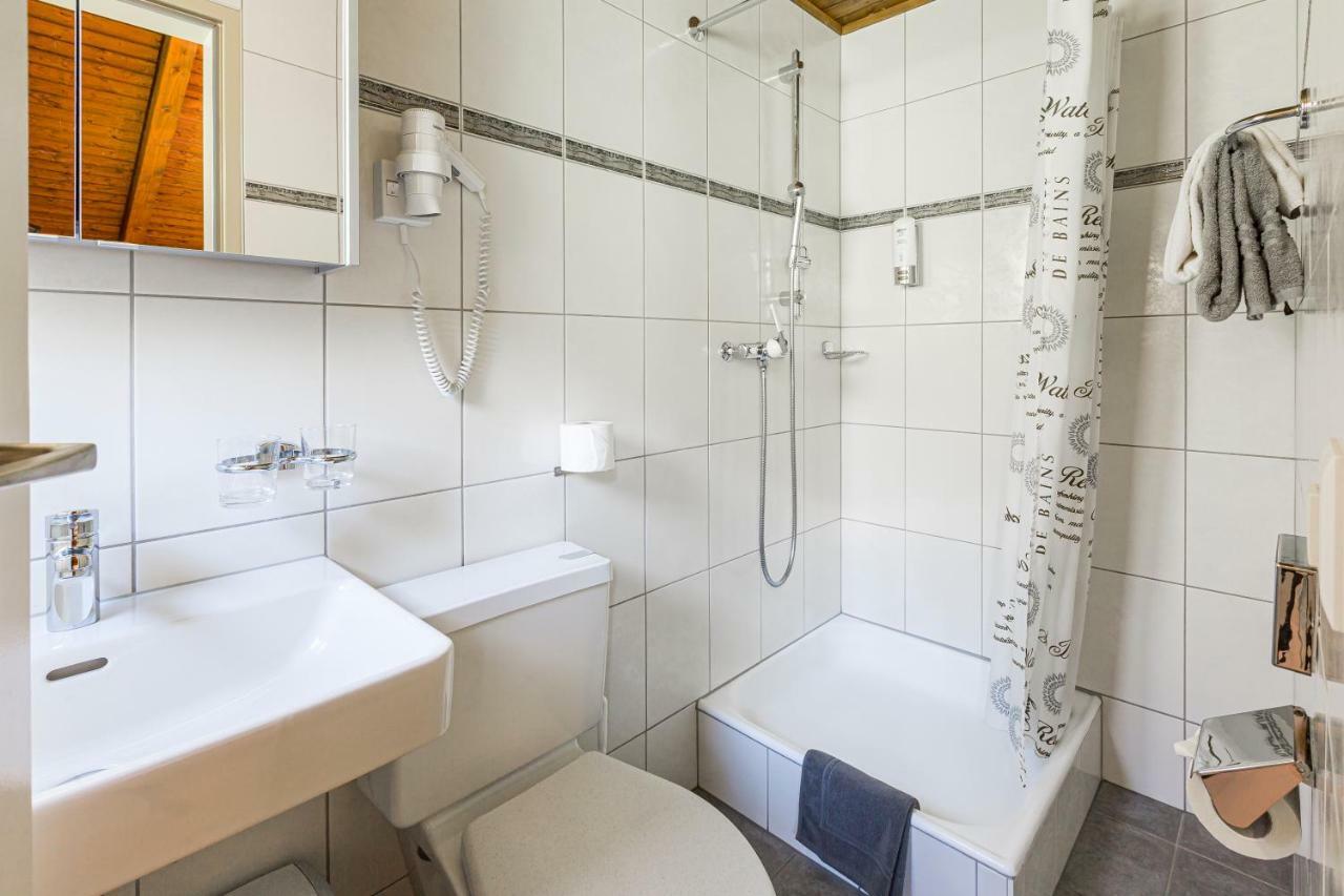 Hotel Blinnenhorn Reckingen Kültér fotó